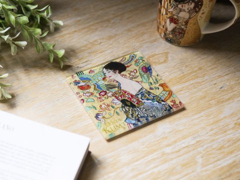 Podkładka szklana - G. Klimt, Kobieta z wachlarzem (CARMANI) Podkładka szklana - G. Klimt, Kobieta z wachlarzem (CARMANI)