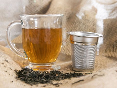 Zaparzacz do herbaty z przykrywką Zaparzacz do herbaty z przykrywką