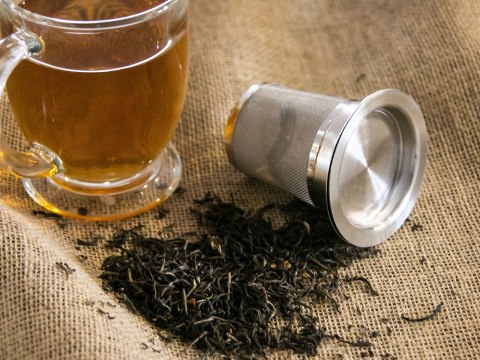 Zaparzacz do herbaty z przykrywką Zaparzacz do herbaty z przykrywką